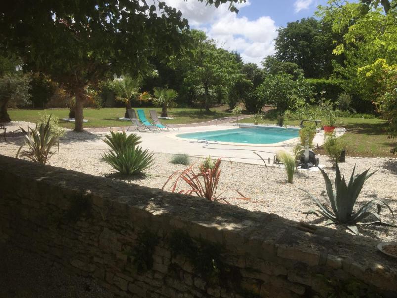 La Rochelle Et L'Aunis Bed & Breakfast Saint-Sauveur-d'Aunis Bagian luar foto